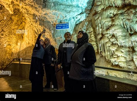  Die Ali Sadr Höhle: Ein Unterwasser Wunder im Herzen des Zagrosgebirges!